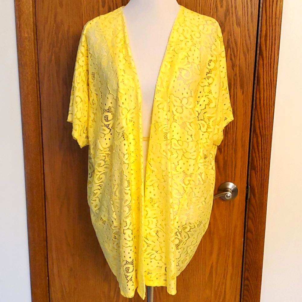 Spin USA Yellow Lace Super Soft Short Sleeve Coverup Kimono 1XL